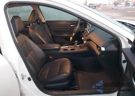 2019 Nissan Altima 2.5 Sr z USA, uszkodzony, nr VIN 1N4BL4CV7KC223271